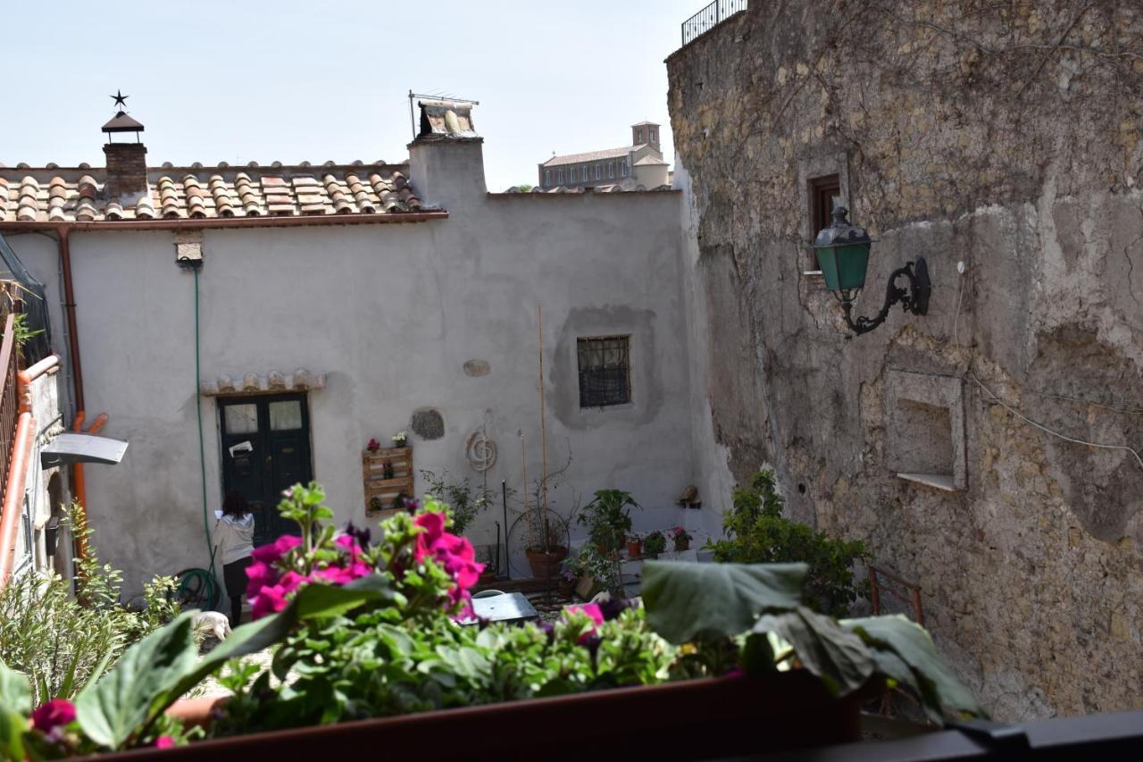 Il Cortile Del Castello Hotel Capena Exterior photo