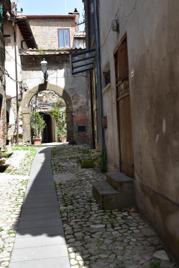 Il Cortile Del Castello Hotel Capena Exterior photo