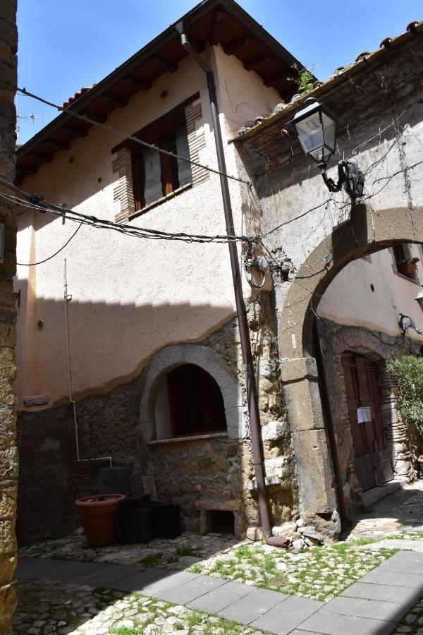 Il Cortile Del Castello Hotel Capena Exterior photo
