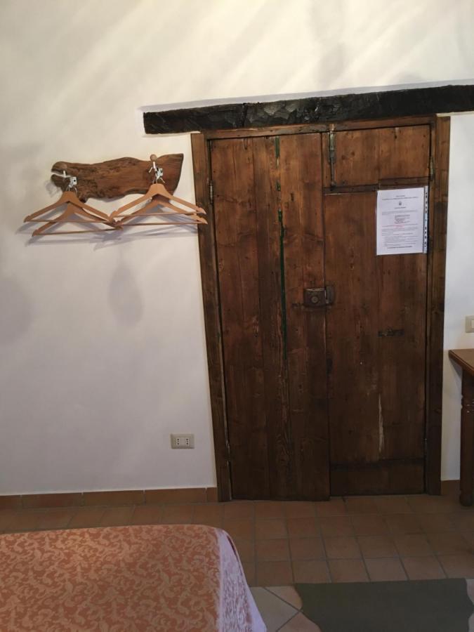 Il Cortile Del Castello Hotel Capena Exterior photo
