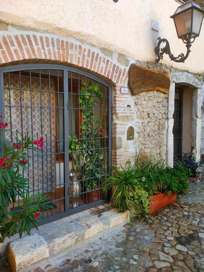 Il Cortile Del Castello Hotel Capena Exterior photo